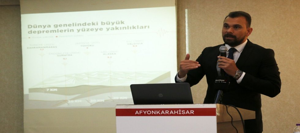 Saadet Partisi'nin Çalıştayında Konuşan Dr. Süleyman Gücek: 