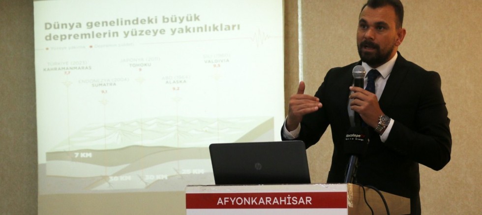 Saadet Partisi'nin Çalıştayında Konuşan Dr. Süleyman Gücek: 