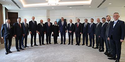 Afyon Heyeti, Bakan Memişoğlu’na 400 Yataklı Şehir Hastanesi İçin Taleplerini İletti