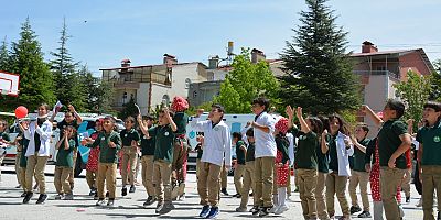 “Sağlıklı Çocuk, Sağlıklı Gelecek” Programı Beyazıt İlkokulu’nda Hayata Geçirildi
